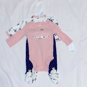 CARTER’S 3 piece BRAND NEW onesie set